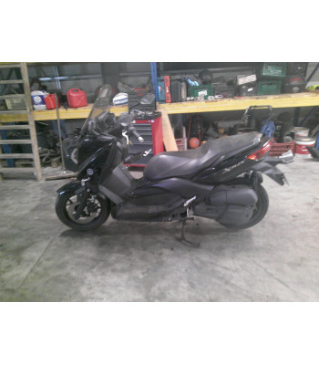 YAMAHA X-MAX 125 ACCDIENTE...