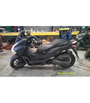 HONDA FORZA 125 ACCIDENTE...