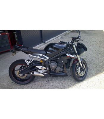 TRIUMPH STREET TRIPLE 765...