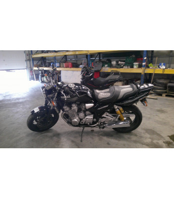 YAMAHA XJR 1300 Accidentée...