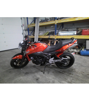 SUZUKI GSR 600 ACCIDENTE...