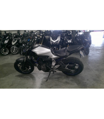 YAMAHA MT-07 ACCIDENTE RSV...
