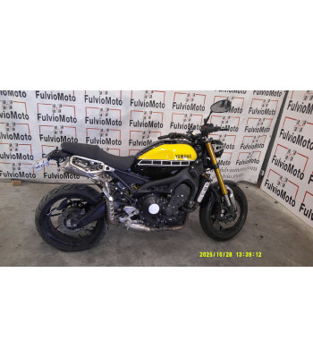YAMAHA XSR 900 ACCIDENTE...
