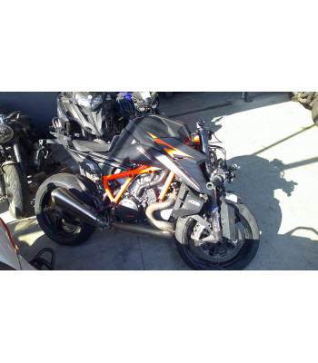 KTM 1390 SUPER DUKE R...