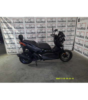 YAMAHA X-MAX 125 ACCIDENTE...