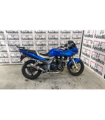 KAWASAKI ZR-7 S Accidentée...