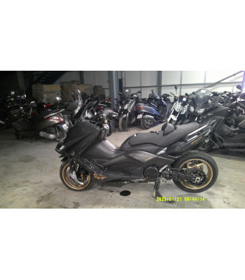 YAMAHA XP T-MAX 530 IRON...