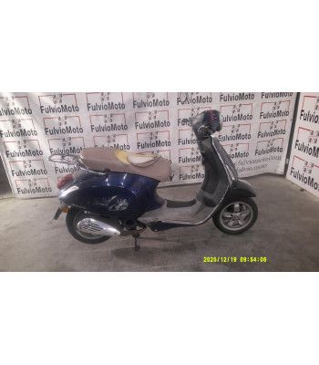 VESPA PRIMAVERA 50...