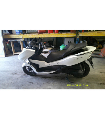 HONDA NSS FORZA 300...