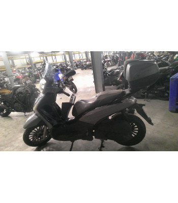 PIAGGIO BEVERLY 125...