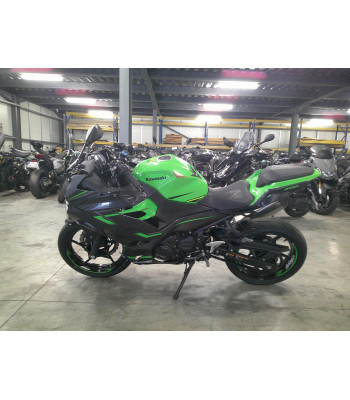 KAWASAKI NINJA 400...