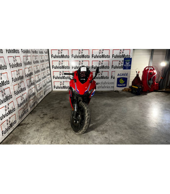 HONDA CBR 500 RA Petit choc...