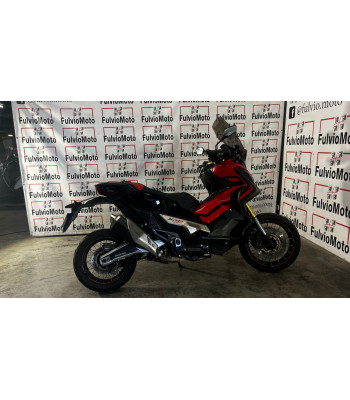 HONDA X-ADV 750 ACCIDENTE...