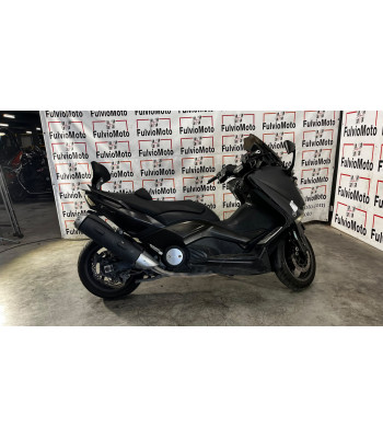 YAMAHA XP T-MAX 530...