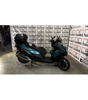 PEUGEOT METROPOLIS 400...