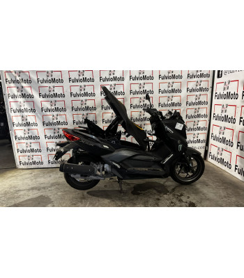 YAMAHA X-MAX 125 ACCIDENTE...
