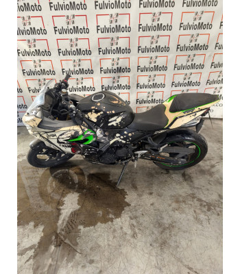 KAWASAKI NINJA 400...