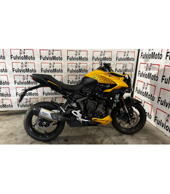 TRIUMPH TIGER 800 ACCIDENTE...