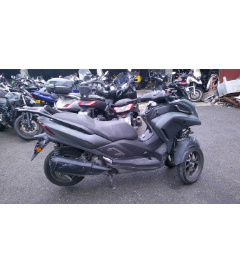YAMAHA TRICITY 300 ACCIDENTE RSV N°17329