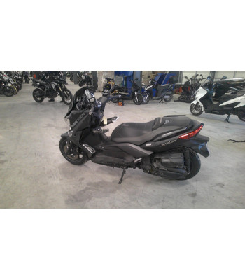 YAMAHA X-MAX 400 accidenté...