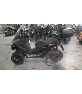 PIAGGIO MP3 300 HP...