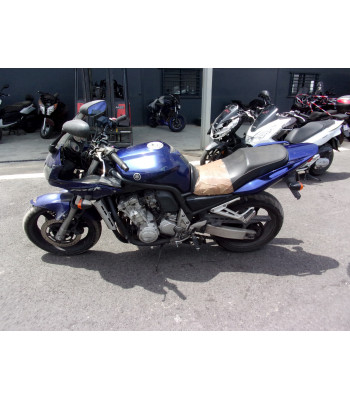 YAMAHA FAZER en lot ou à...