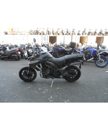 TRIUMPH TIGER 800 XRT...