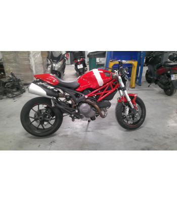 DUCATI 796 MONSTER...