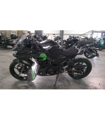 KAWASAKI NINJA 400...