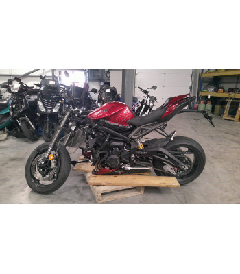 TRIUMPH STREET TRIPLE 765 R...