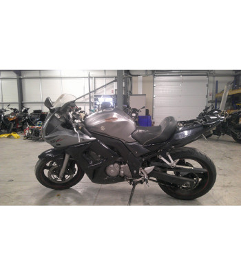 SUZUKI SV 650 S Accidentée...