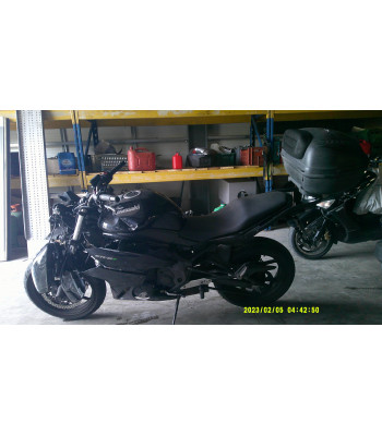 KAWASAKI ER-6 F Accidentée...