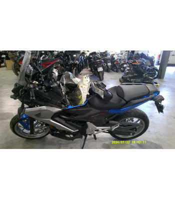 HONDA NC 750 X Accidentée...