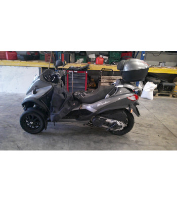PIAGGIO MP3 400 ACCIDENTE...