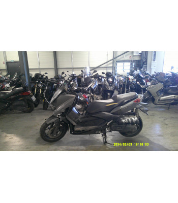 YAMAHA X-MAX 125 ACCIDENTE...