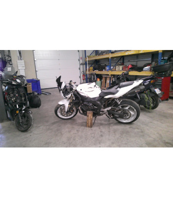 YAMAHA R1 ACCIDENTE RSV...